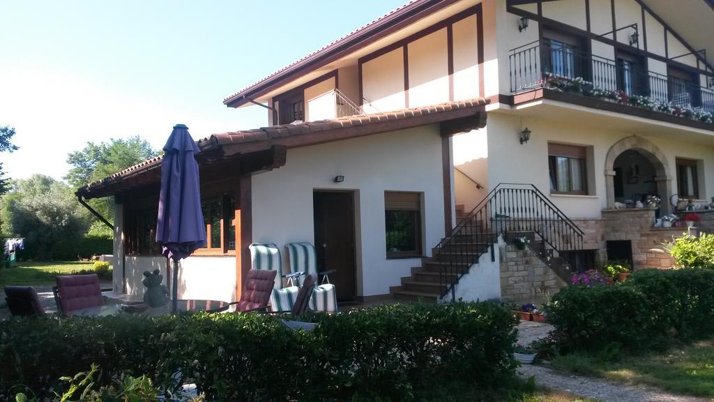 Casa Rural Ibarrondo Etxea Mungia Eksteriør bilde