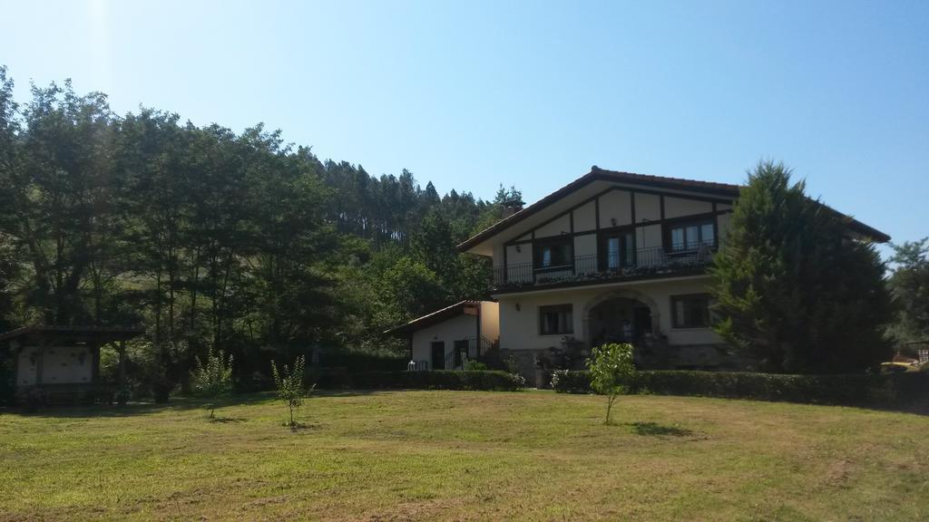 Casa Rural Ibarrondo Etxea Mungia Eksteriør bilde